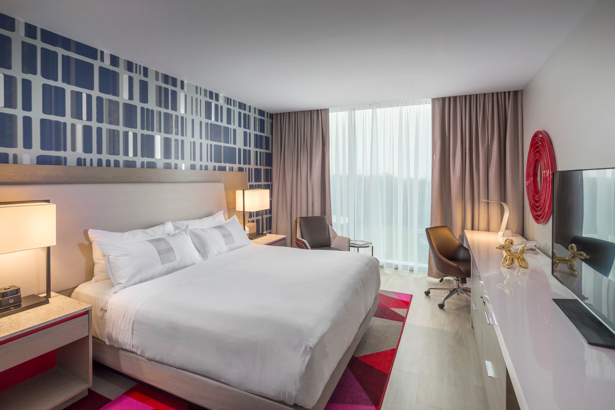 summit hotel